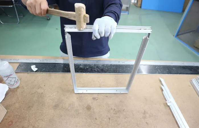 小窓エッジ加工 