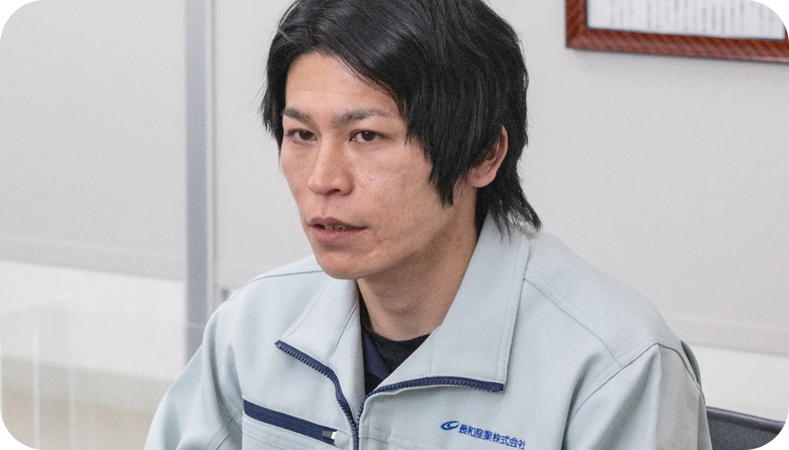 H.Sさんインタビューに答える様子